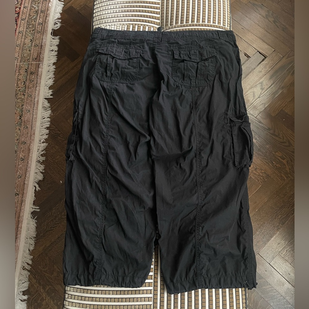Norma Kamali Black Cargo Capri Pants - Picture 10 of 10